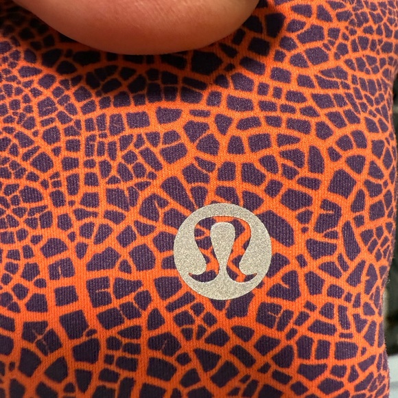 Lululemon Athletica Red Patterned Leggings - Picture 5 of 6